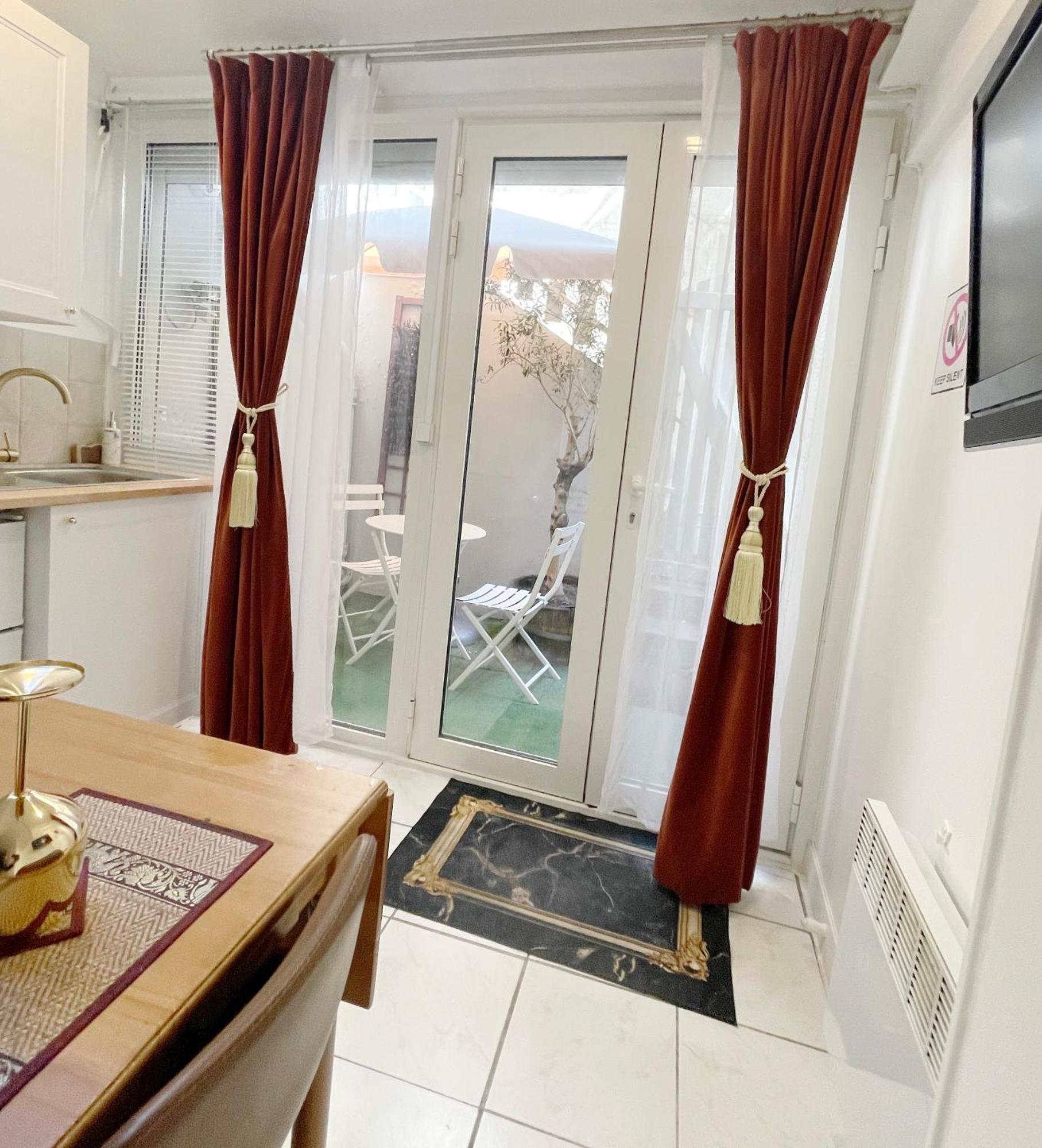 Sympathy Studio For 2 Near The Sacre Coeur Παρίσι Εξωτερικό φωτογραφία